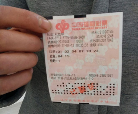 积分榜方面，曼联27分暂升第六位，切尔西19分仍第十。